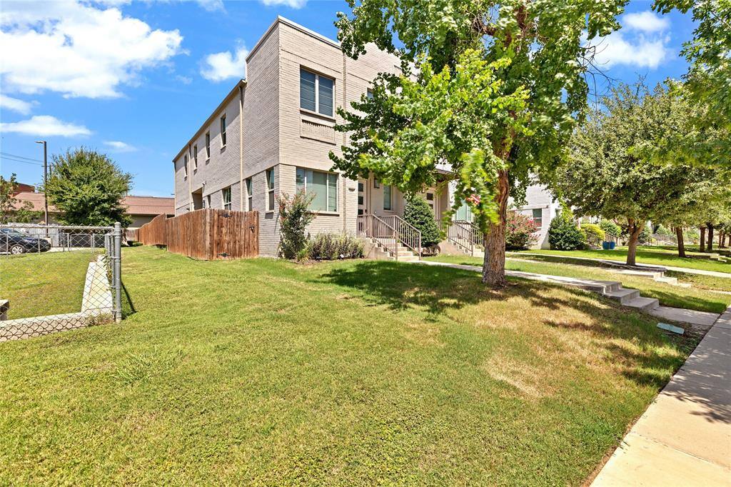 Apartment for rent at 228 Wimberly St #228, Fort Worth, TX 76107