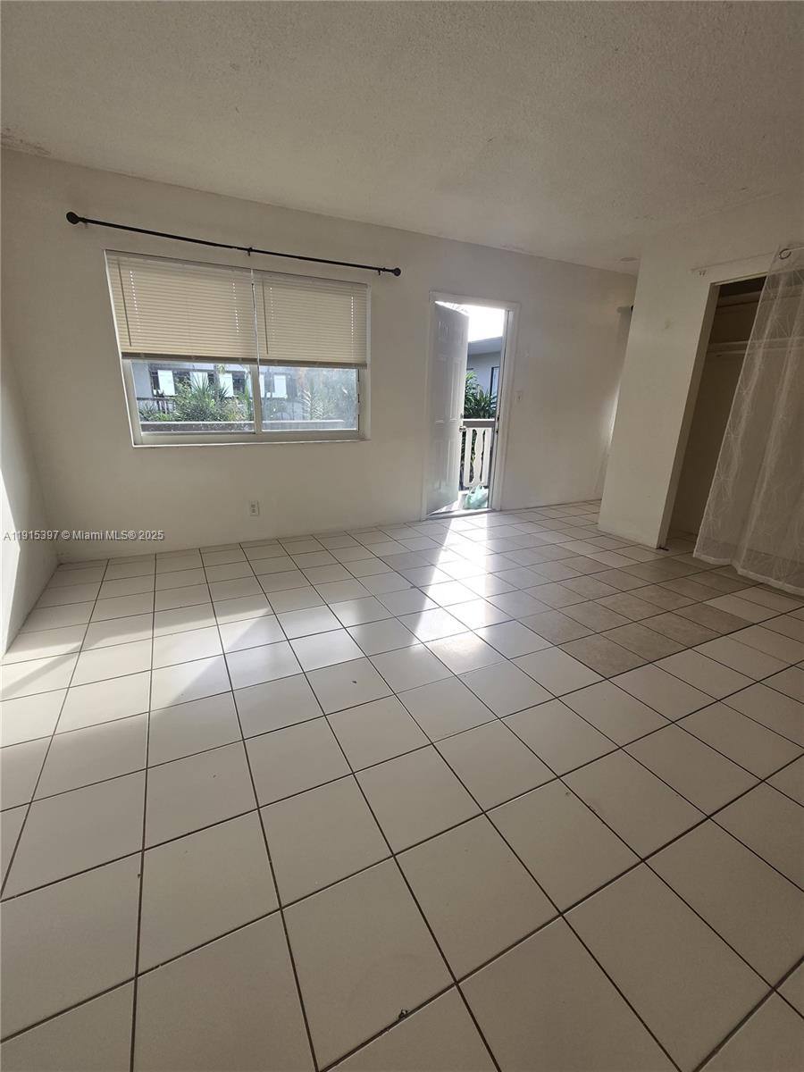 Apartment for rent at 1400 N 17th Ave #17, Hollywood, FL 33020