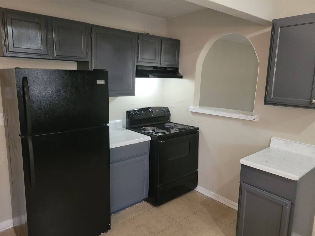 Apartment for rent at 15810 Boonridge Rd, Houston, TX 77053