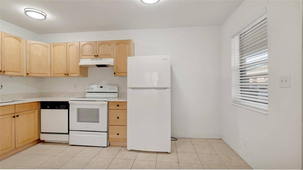 Apartment for rent at 709 SE 15th St #709-1, Fort Lauderdale, FL 33316