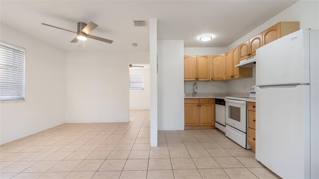 Apartment for rent at 709 SE 15th St #709-1, Fort Lauderdale, FL 33316