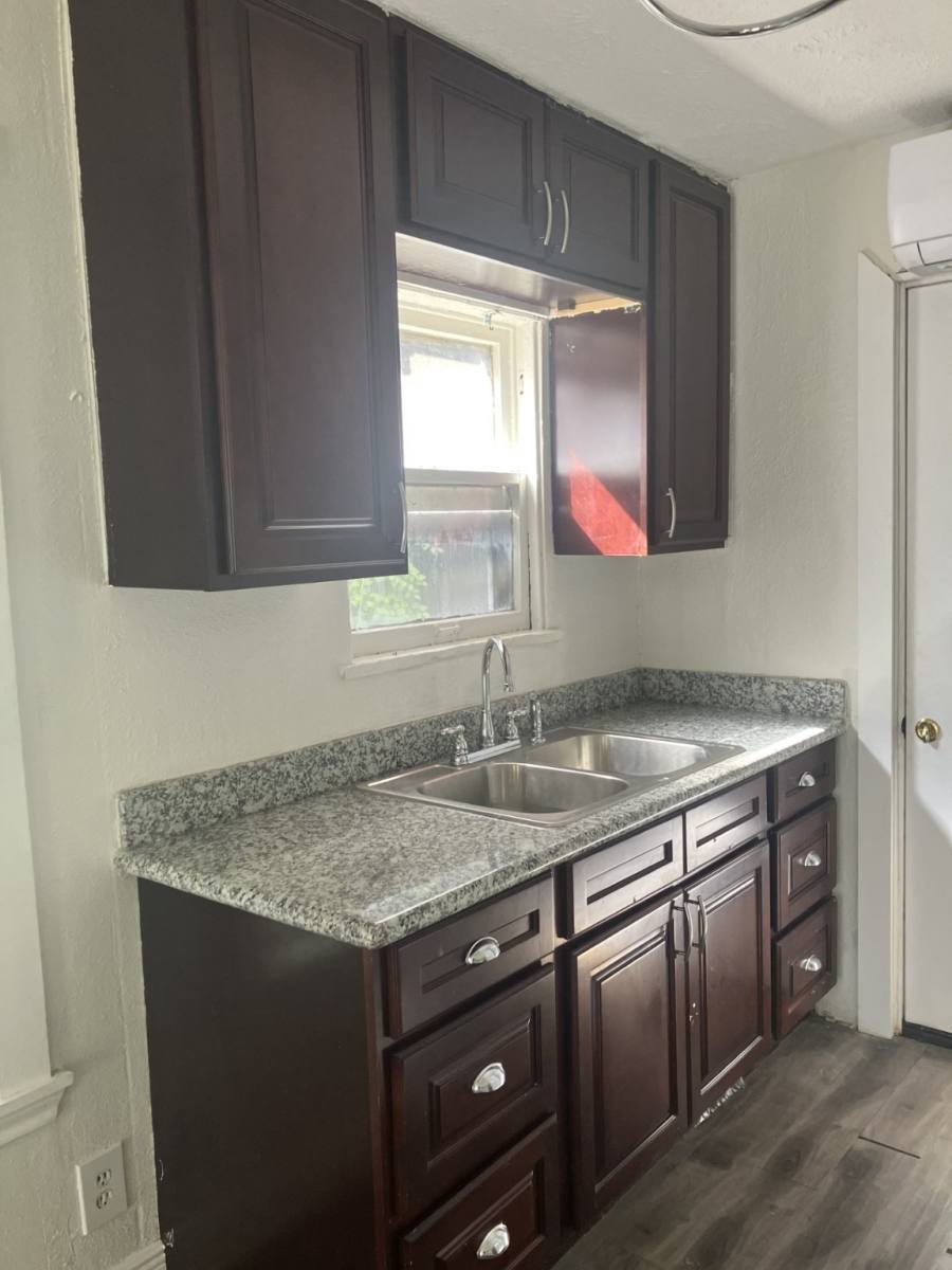 Apartment for rent at 3516 Nagle St, Houston, TX 77004