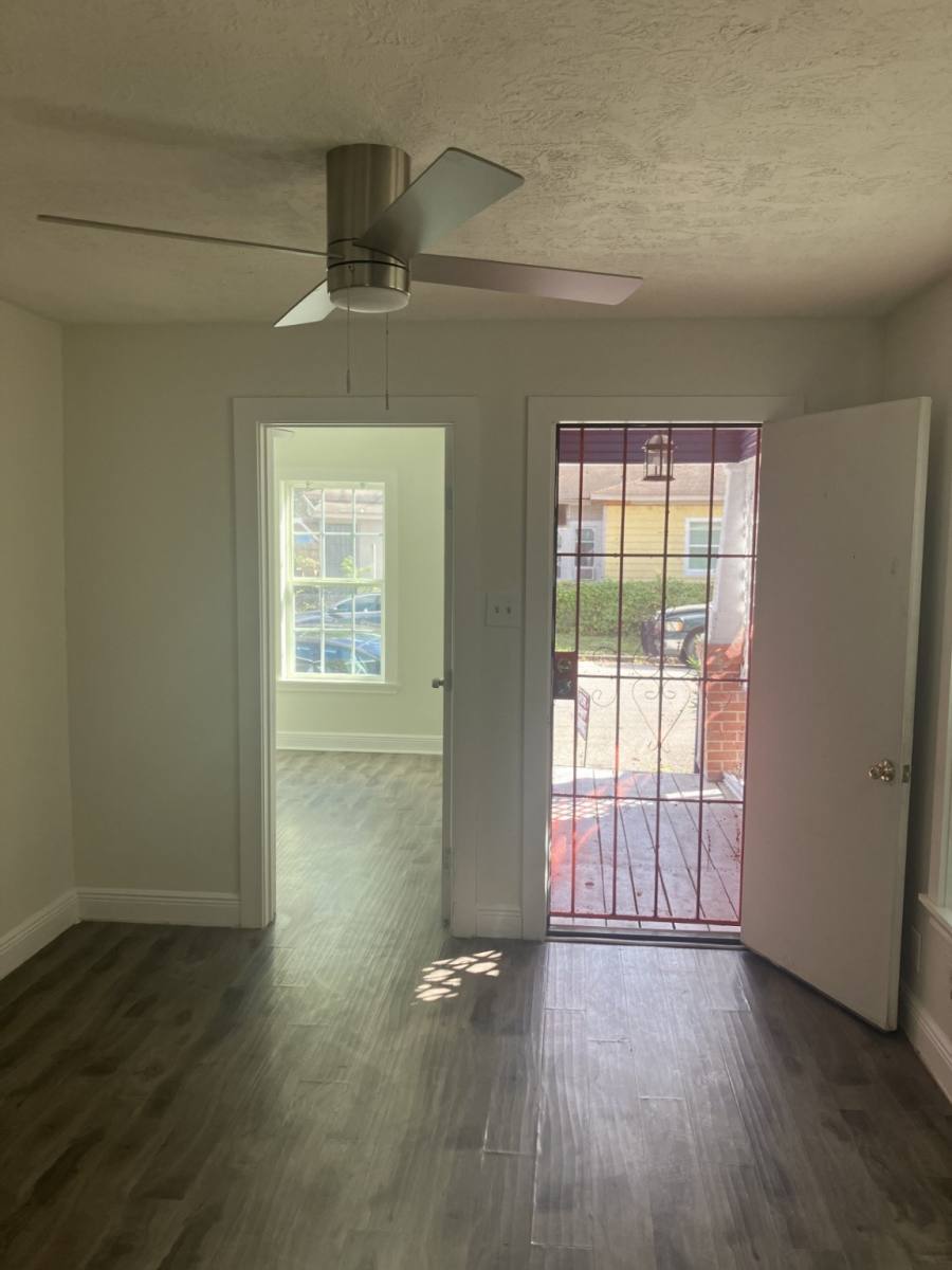 Apartment for rent at 3516 Nagle St, Houston, TX 77004