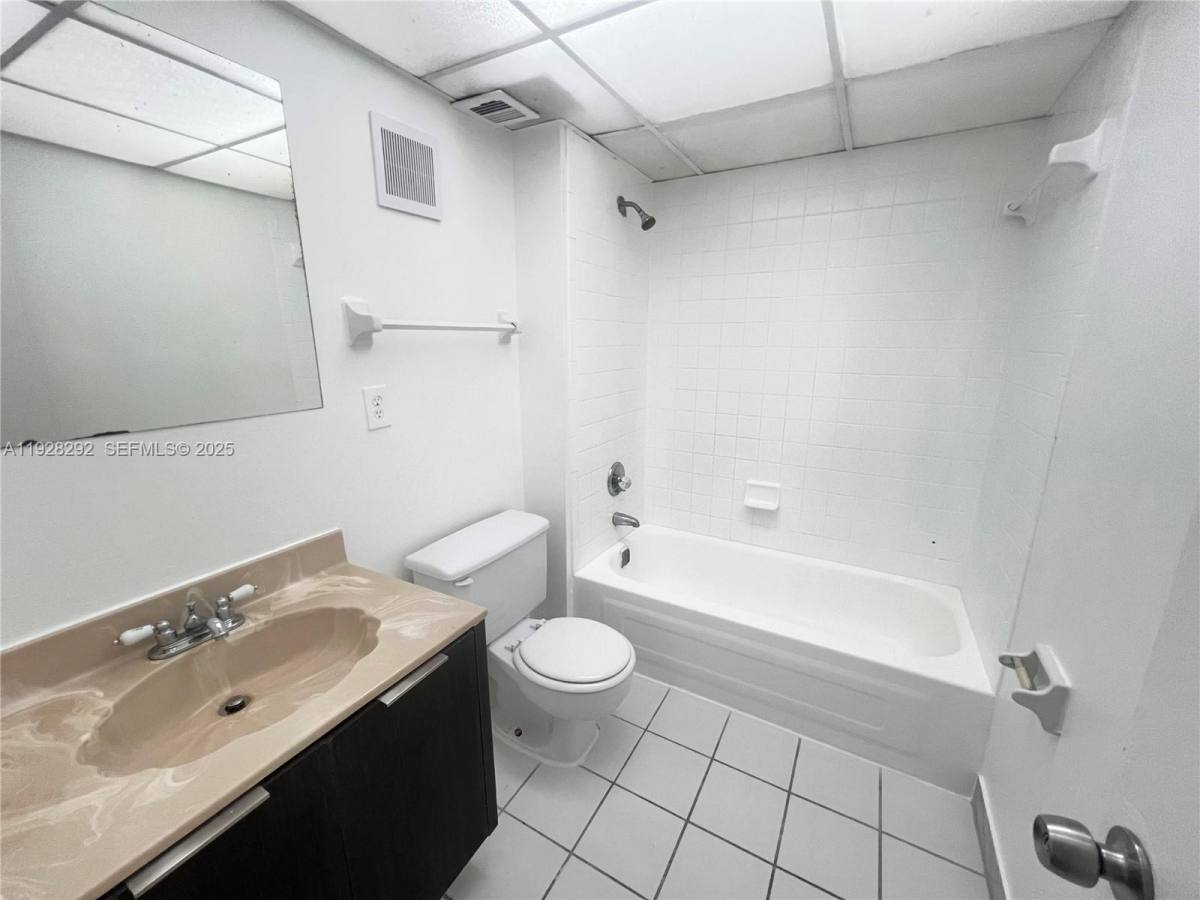 Condo for rent at 7820 S Colony Circle #301, Fort Lauderdale, FL 33321