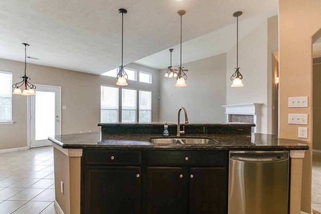 Apartment for rent at 5803 Cedar Field Way, Houston, TX 77084