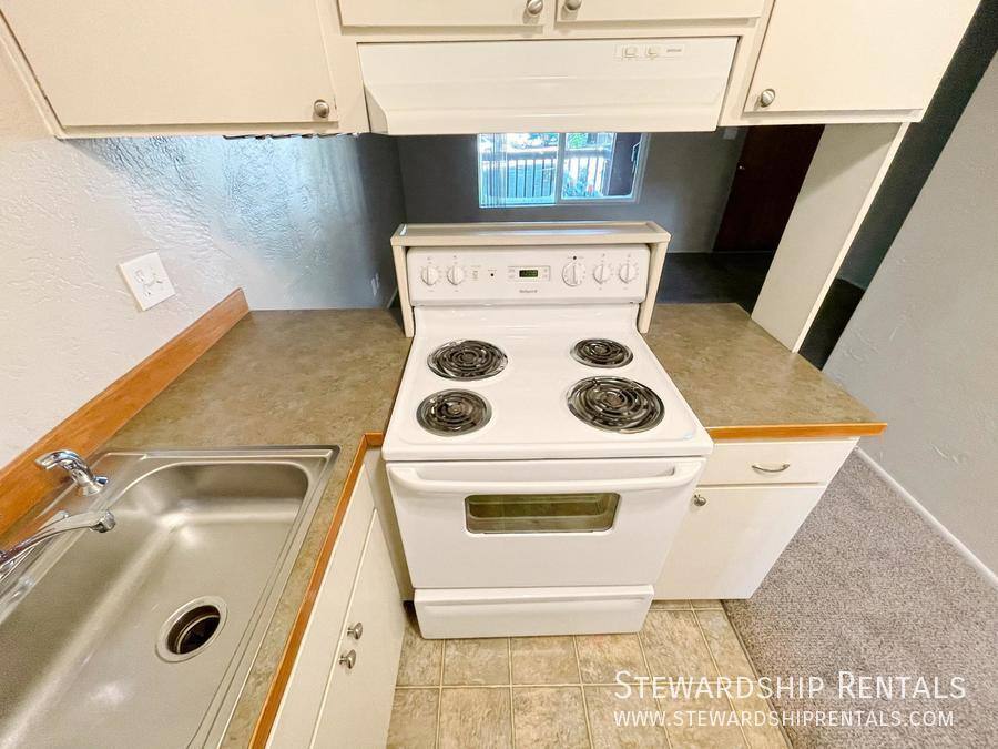 Apartment for rent at 1161 Mill St #4, Eugene, OR 97401