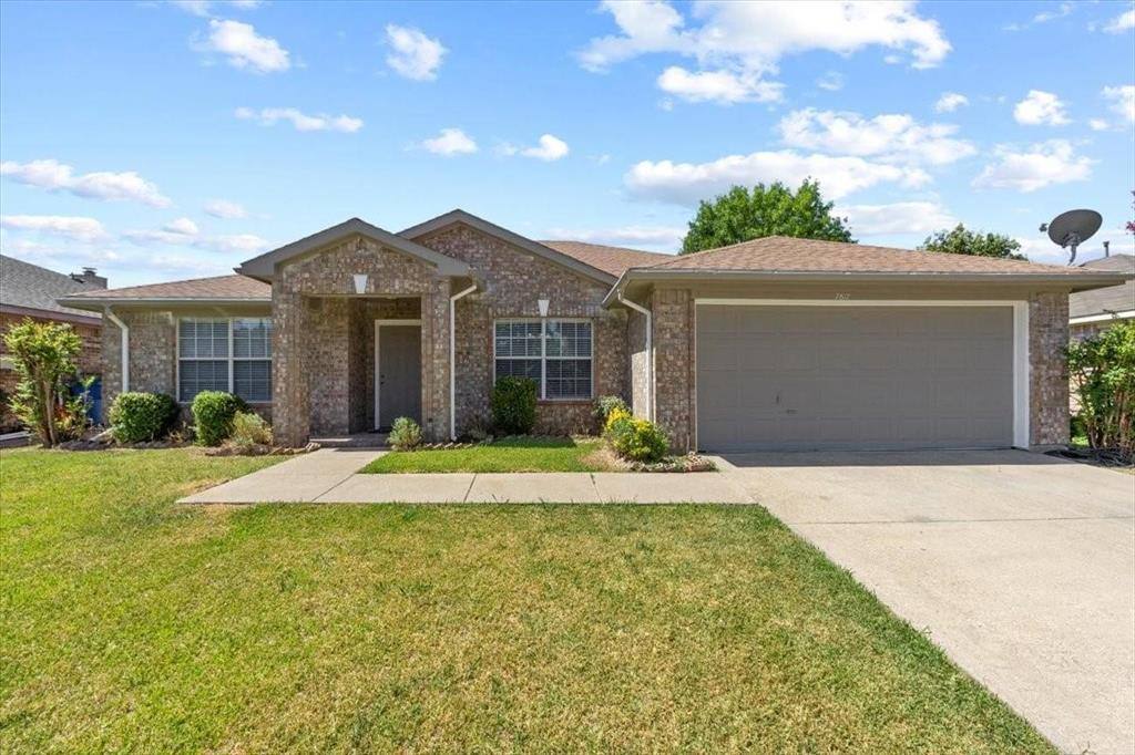Apartment for rent at 7617 Dockside Dr, Rowlett, TX 75088