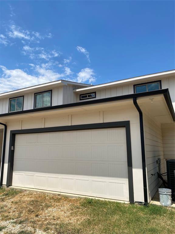 Apartment for rent at 6431 A Joseph Rd, Sanger, TX 76266