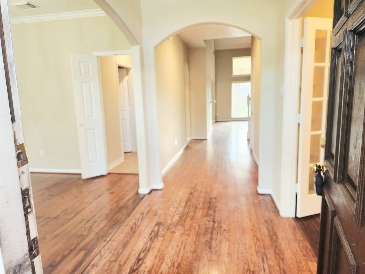 Apartment for rent at 11306 Palm Bay St, Pearland, TX 77584