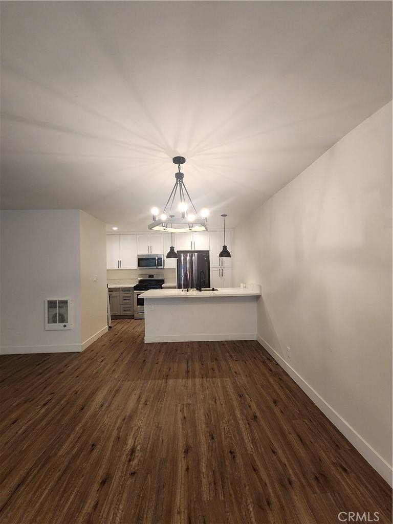 Apartment for rent at 120 S Francisca Ave #120-6, Redondo Beach, CA 90277
