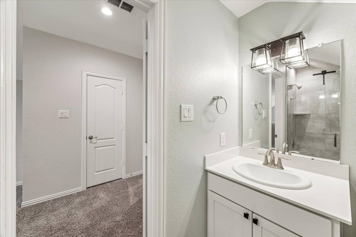 Apartment for rent at 142 Dina Lane #142, Montgomery, TX 77356