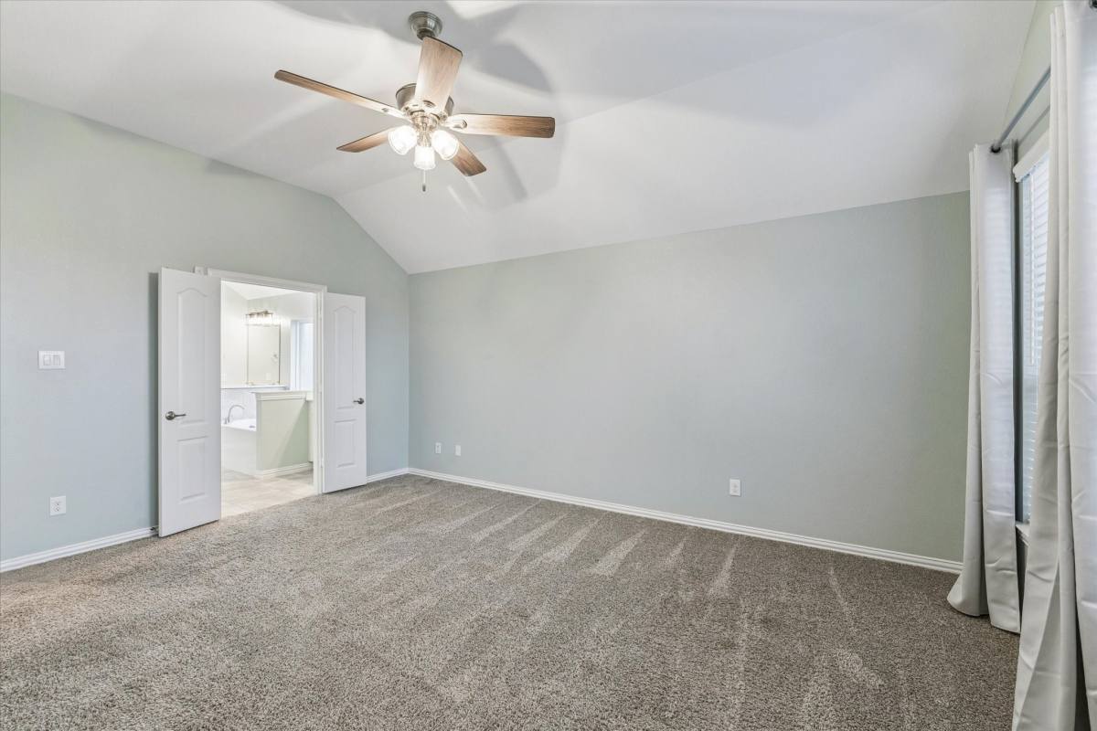 Apartment for rent at 142 Dina Lane #142, Montgomery, TX 77356