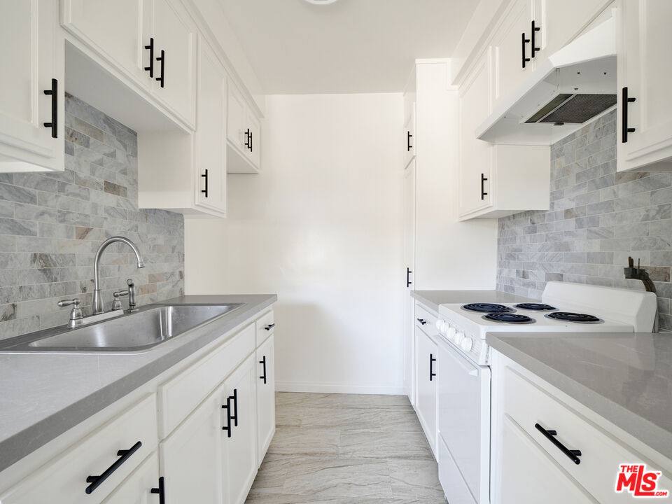 Apartment for rent at 7228 Allott Ave #3, Van Nuys, CA 91405