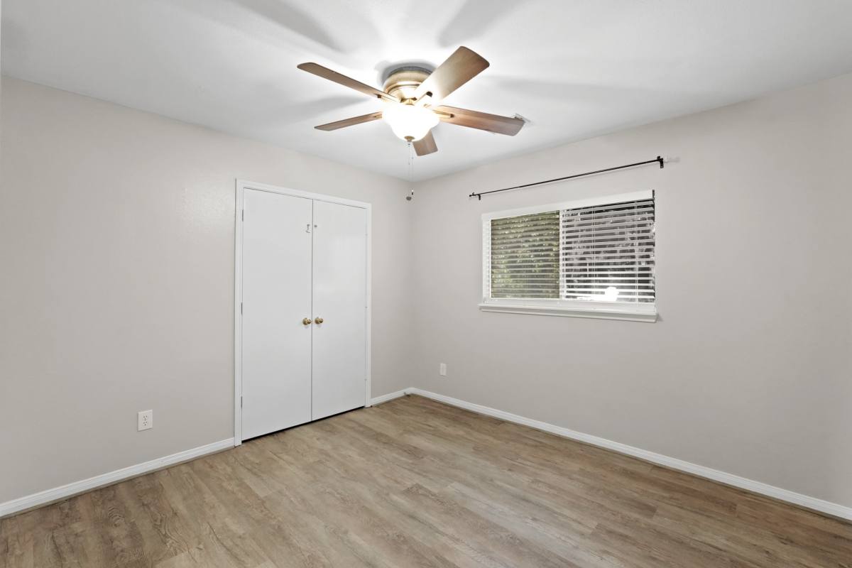 Apartment for rent at 2922 Glencullen Lane, Pearland, TX 77584