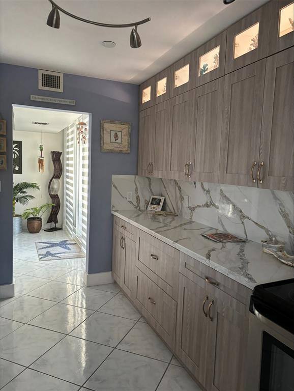 Apartment for rent at 1370 S Ocean Blvd #1005, Pompano Beach, FL 33062