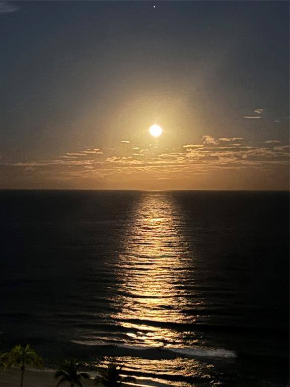 Apartment for rent at 1370 S Ocean Blvd #1005, Pompano Beach, FL 33062