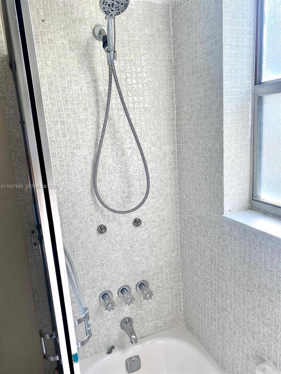 Apartment for rent at 1800 SW 81st Ave #1302, Pompano Beach, FL 33068