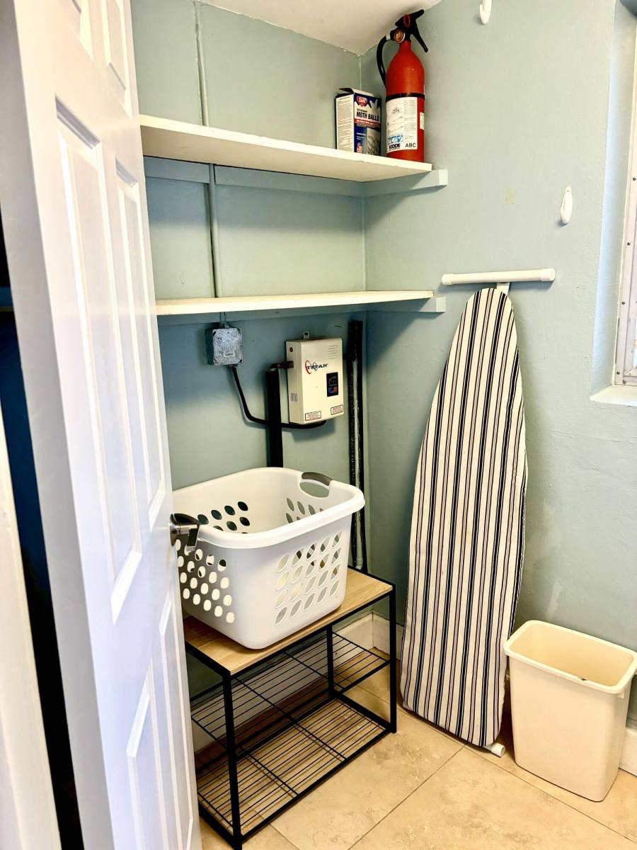 Apartment for rent at 5041 NE 15th Ave, Fort Lauderdale, FL 33334