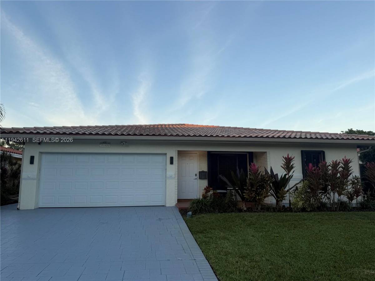 Apartment for rent at 1721 NE 48th Court, Fort Lauderdale, FL 33334