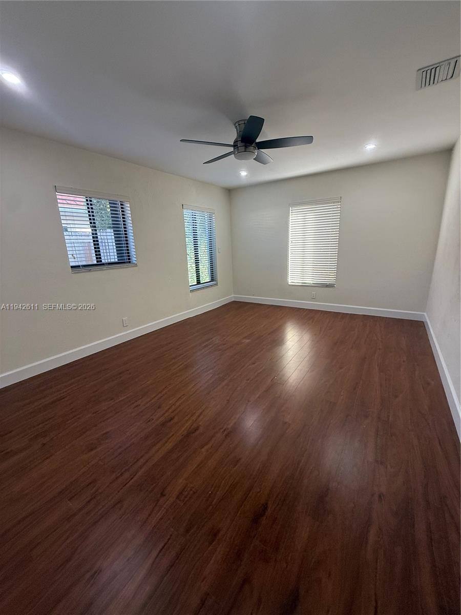 Apartment for rent at 1721 NE 48th Court, Fort Lauderdale, FL 33334