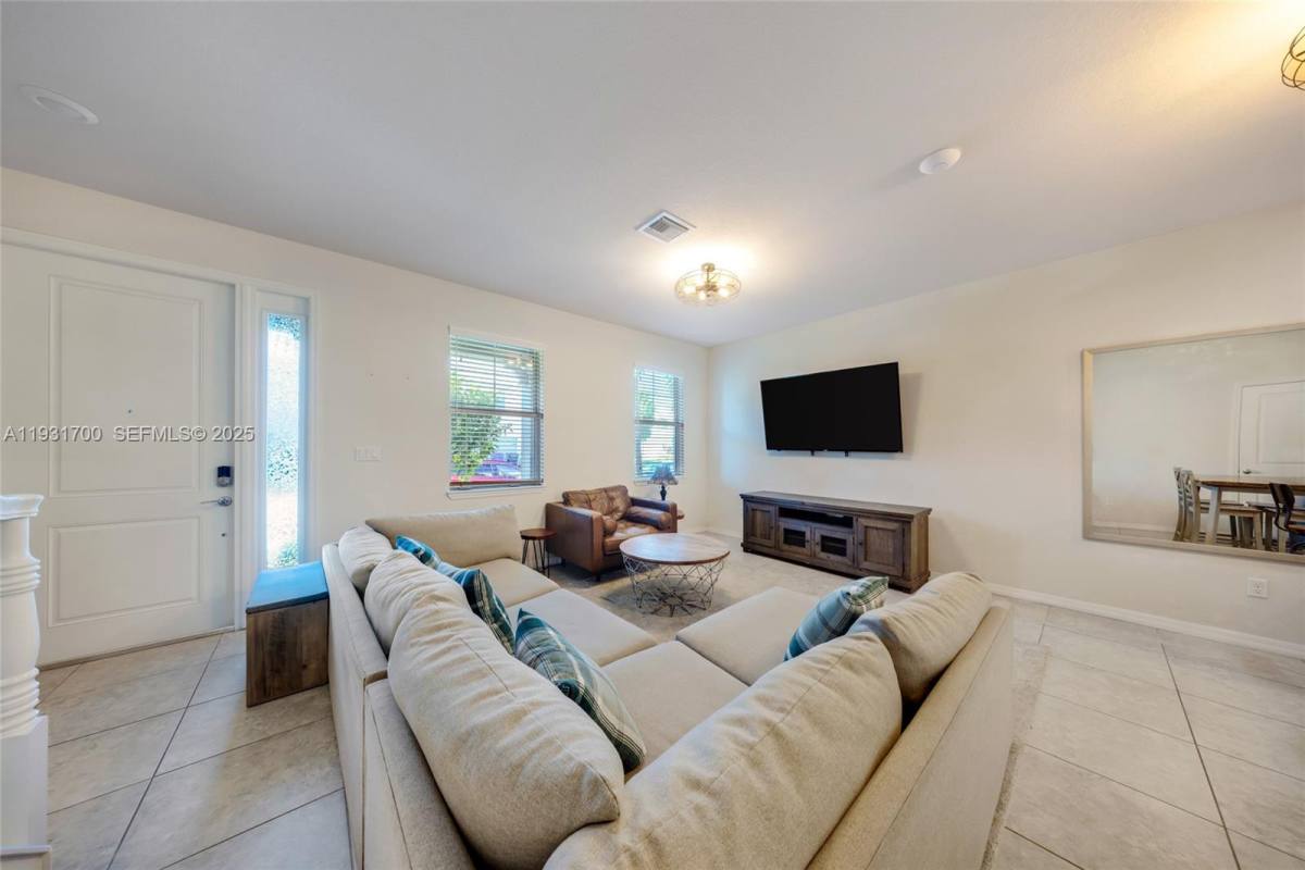 Townhouse for rent at 5110 Eucalyptus Dr #3, Hollywood, FL 33021