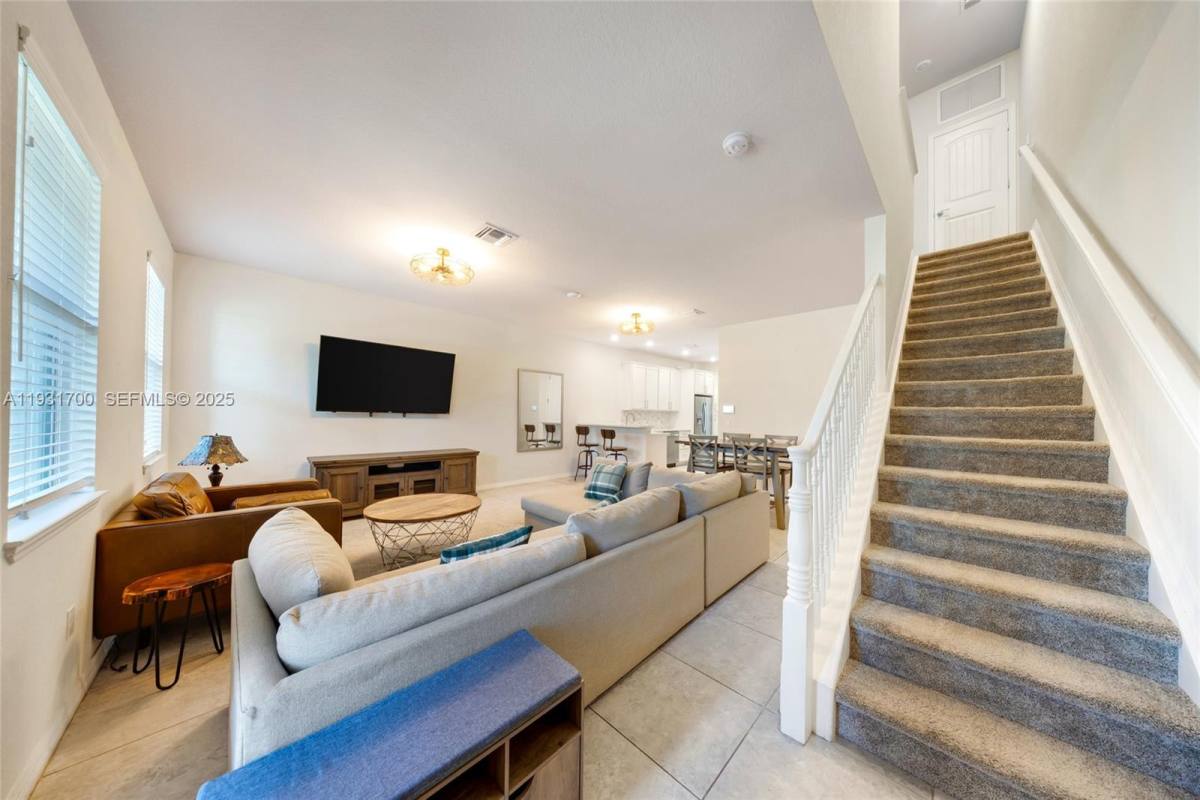 Townhouse for rent at 5110 Eucalyptus Dr #3, Hollywood, FL 33021