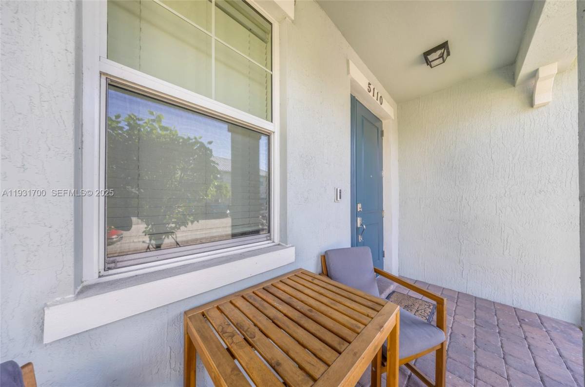 Townhouse for rent at 5110 Eucalyptus Dr #3, Hollywood, FL 33021