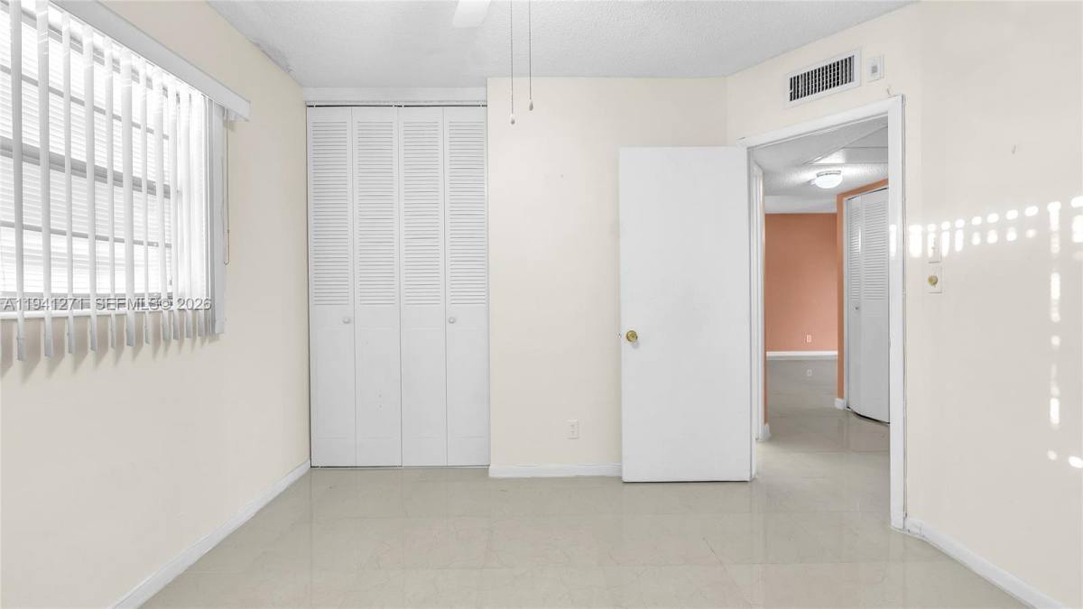 Condo for rent at 5041 W Oakland Park Blvd #303, Fort Lauderdale, FL 33313