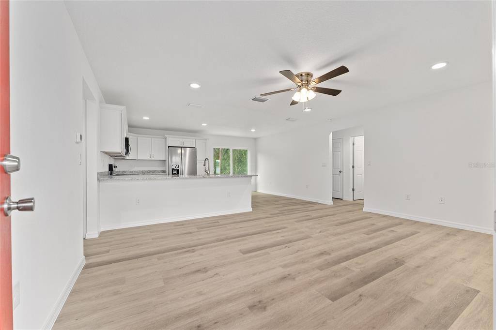 Apartment for rent at 13119 NE 7th Loop, Silver Springs, FL 34488