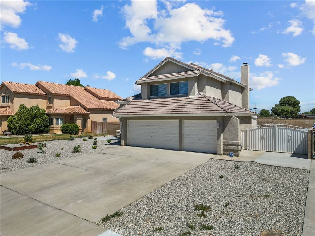 Apartment for rent at 4325 Serene Ave, Lancaster, CA 93536