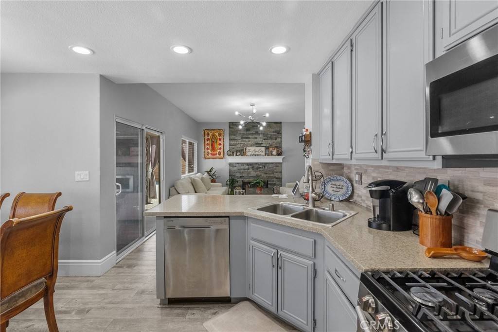 Apartment for rent at 4325 Serene Ave, Lancaster, CA 93536