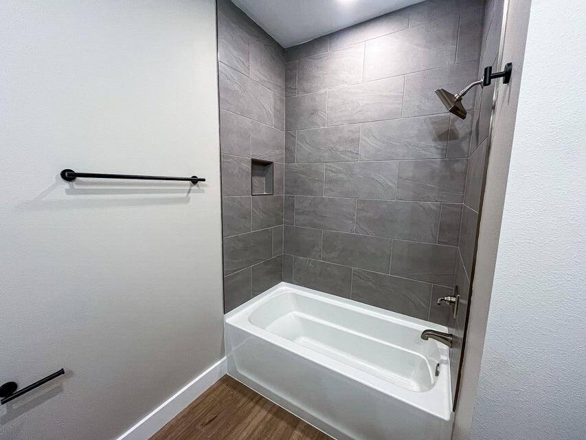 Townhouse for rent at 2885 Leahs Lane, Navarre, FL 32566