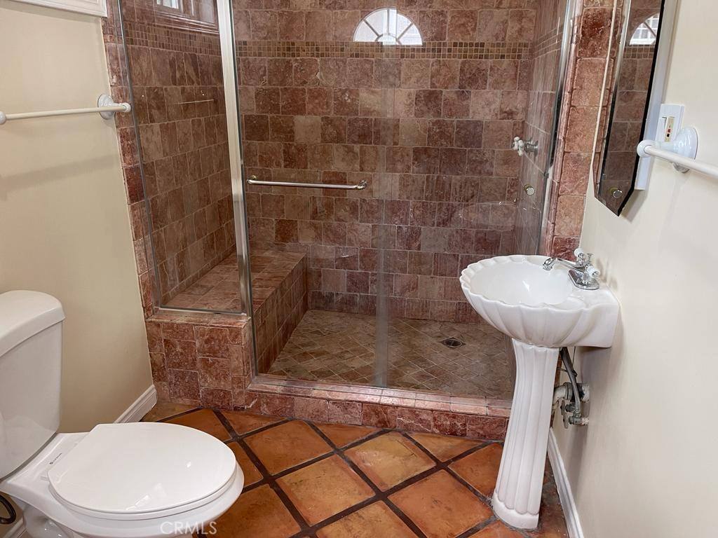 Apartment for rent at 4910 Brewster Dr #2, Tarzana, CA 91356