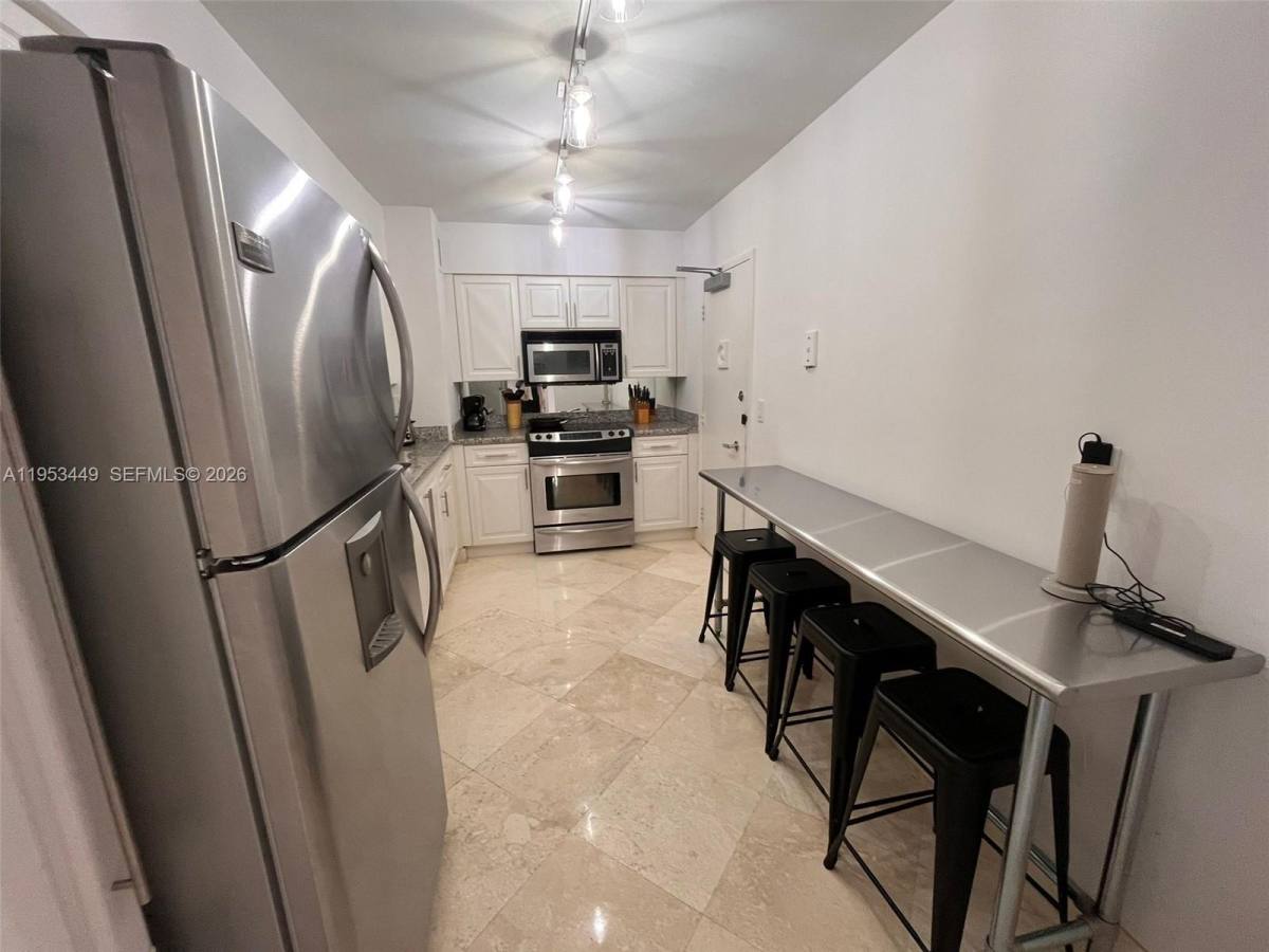 Apartment for rent at 9195 Collins Ave #1111, Miami Beach, FL 33154