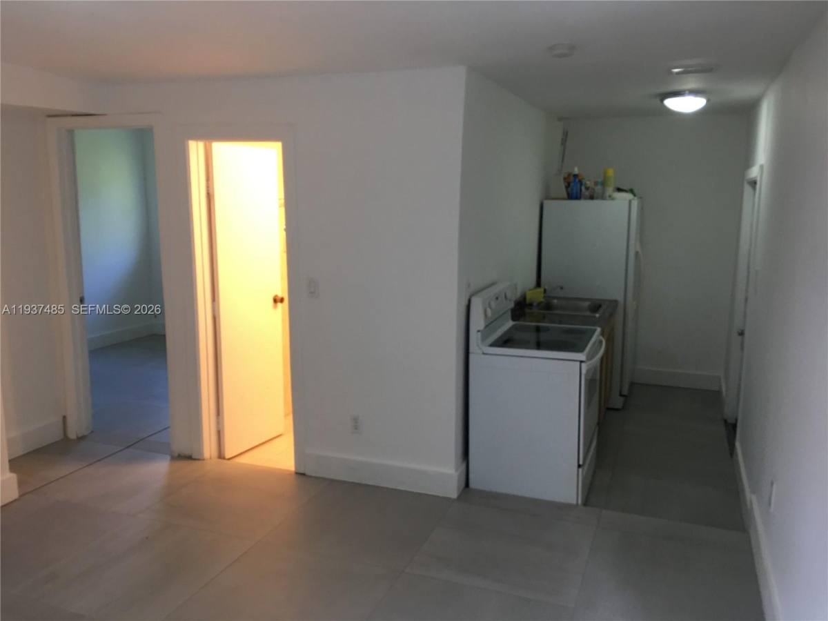 Apartment for rent at 2612 NE 206th St, Miami, FL 33180