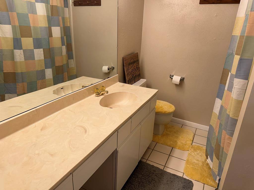 Townhouse for rent at 2924 Holly Hall St, Houston, TX 77054