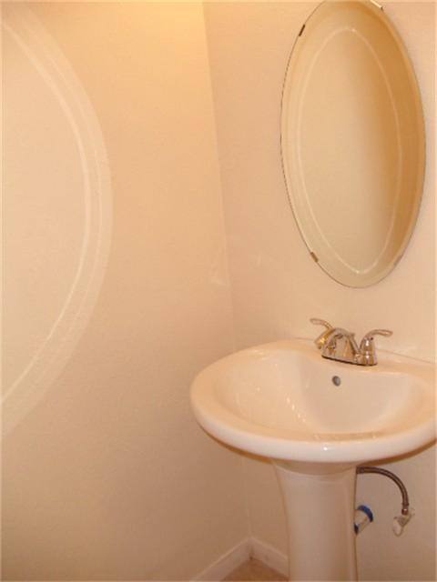 Townhouse for rent at 2924 Holly Hall St, Houston, TX 77054