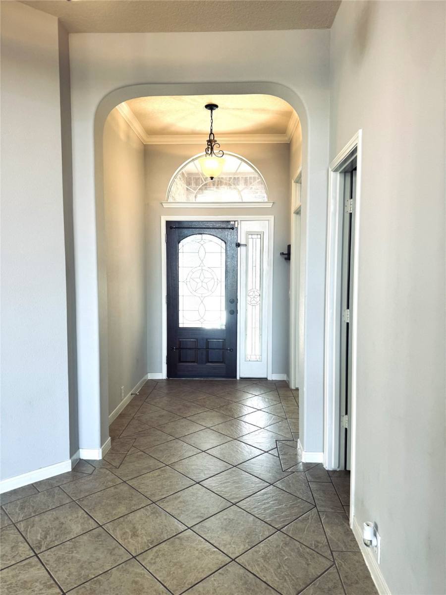 Apartment for rent at 2910 Sandleigh Dr, Spring, TX 77388
