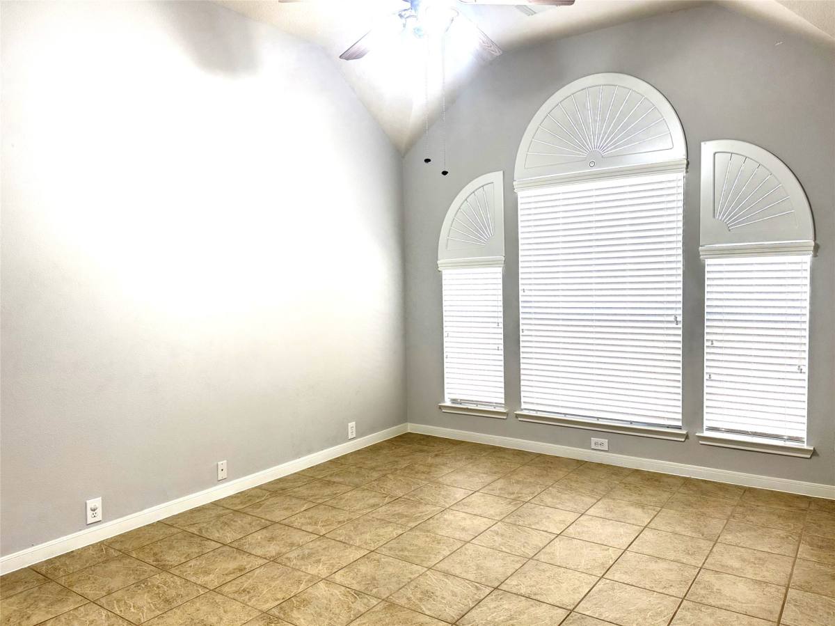 Apartment for rent at 2910 Sandleigh Dr, Spring, TX 77388