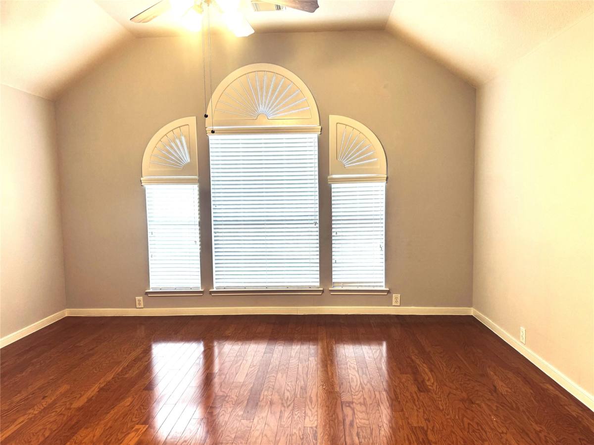 Apartment for rent at 2910 Sandleigh Dr, Spring, TX 77388