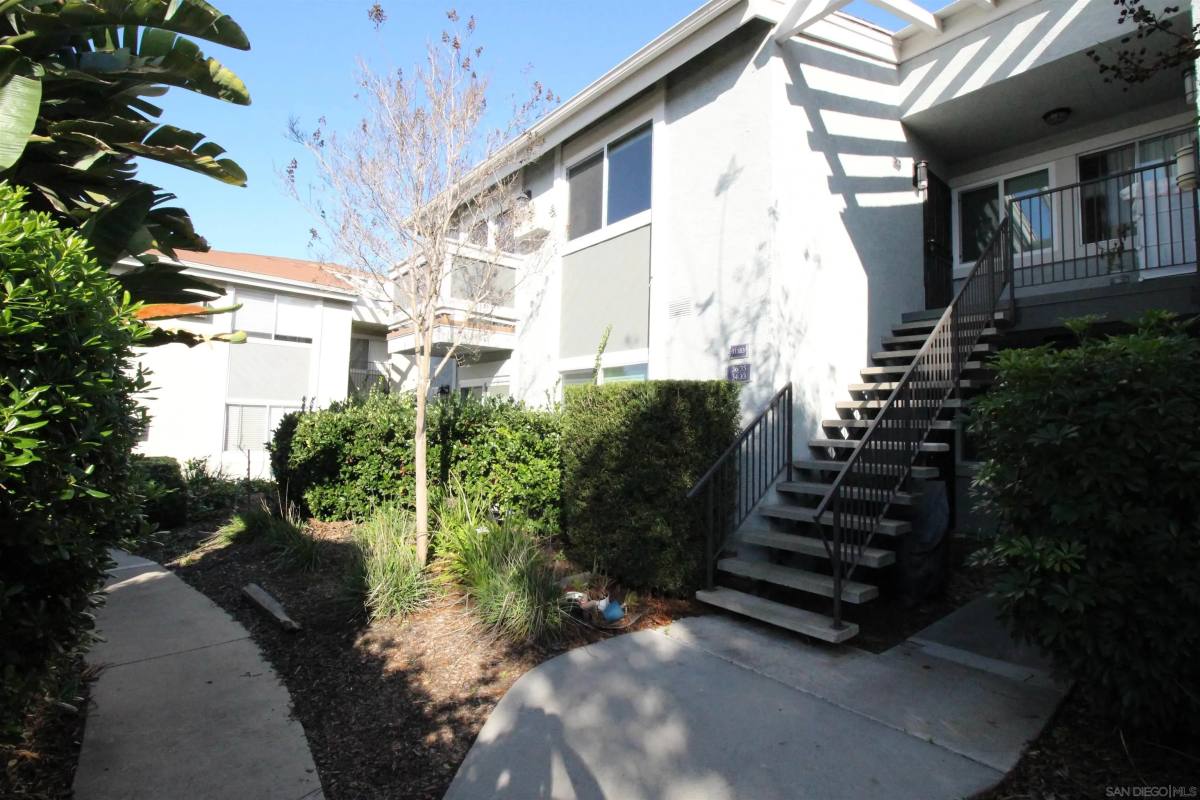 Apartment for rent at 11183 Kelowna Rd #36, San Diego, CA 92126