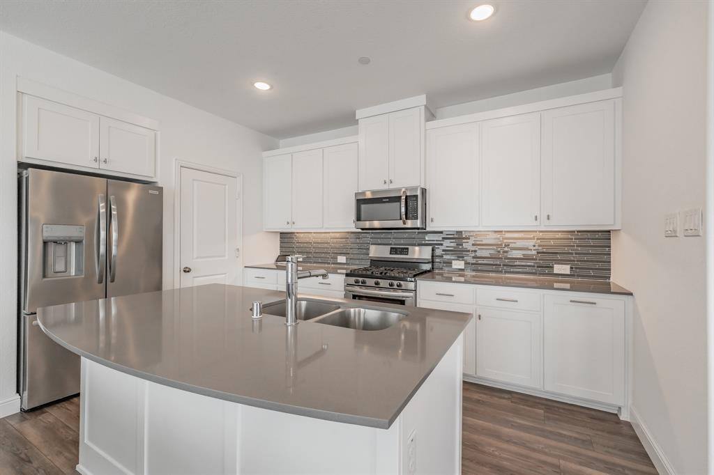 Townhouse for rent at 405 Matchbox St #405, Argyle, TX 76226