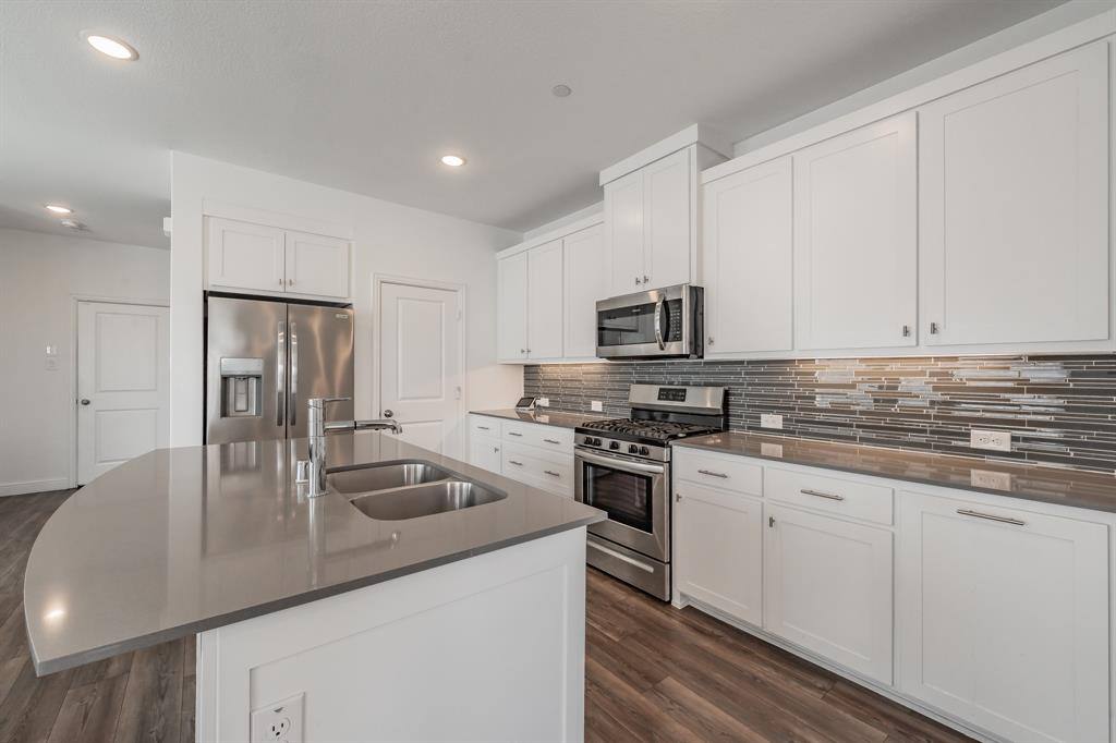Townhouse for rent at 405 Matchbox St #405, Argyle, TX 76226