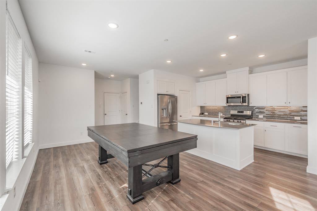 Townhouse for rent at 405 Matchbox St #405, Argyle, TX 76226