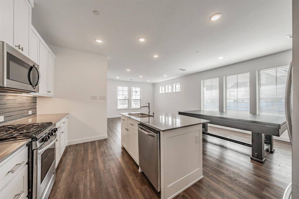 Townhouse for rent at 405 Matchbox St #405, Argyle, TX 76226