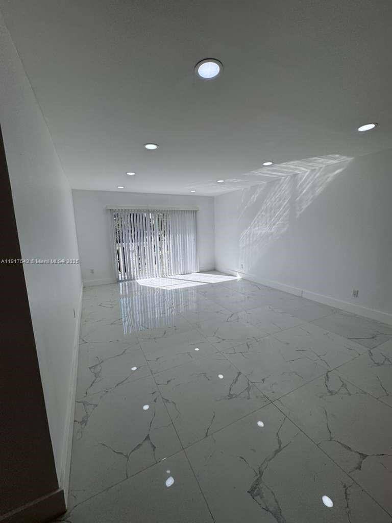 Condo for rent at 15201 NE 6th Ave #15201C312, Miami, FL 33162