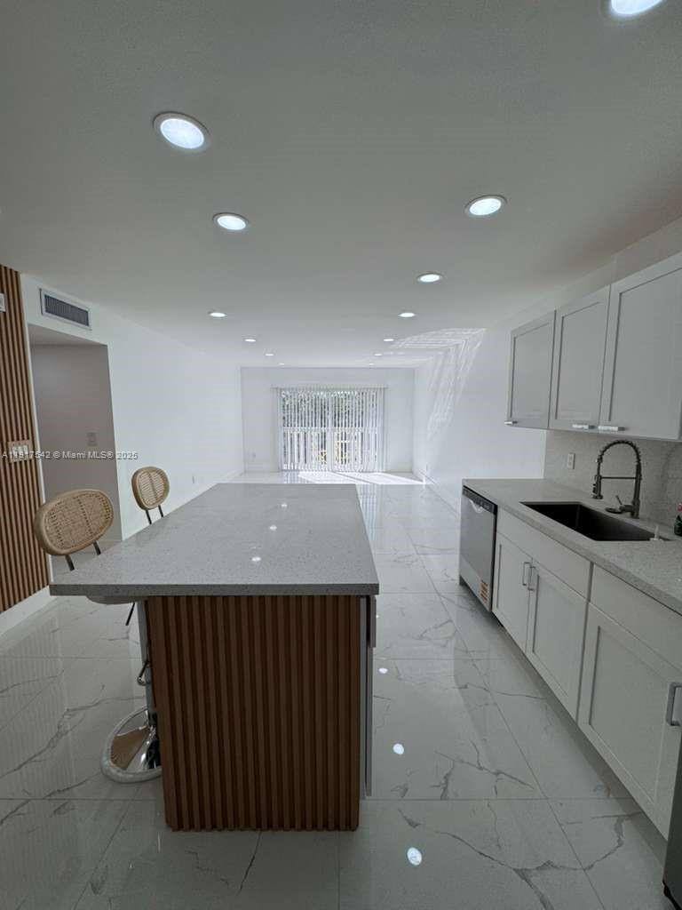 Condo for rent at 15201 NE 6th Ave #15201C312, Miami, FL 33162