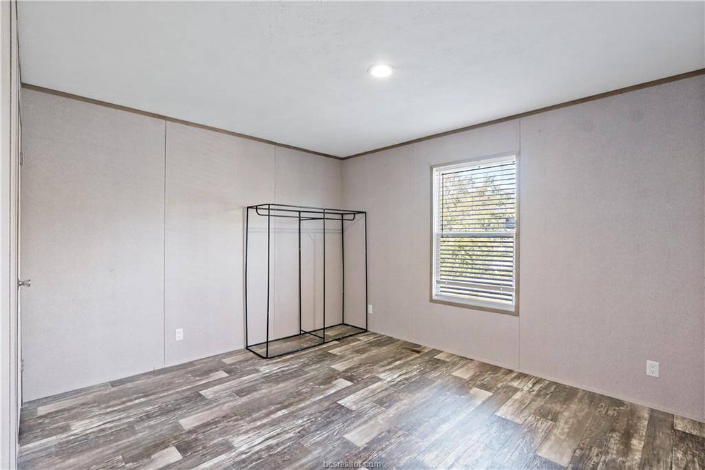 Apartment for rent at 3933 Graham Rd N, College Station, TX 77845
