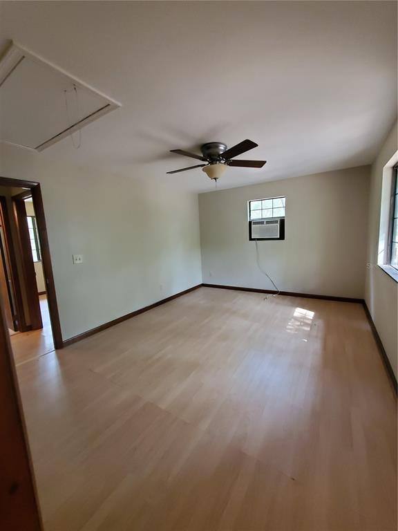 Apartment for rent at 4919 NE 18th Trail, Trenton, FL 32693