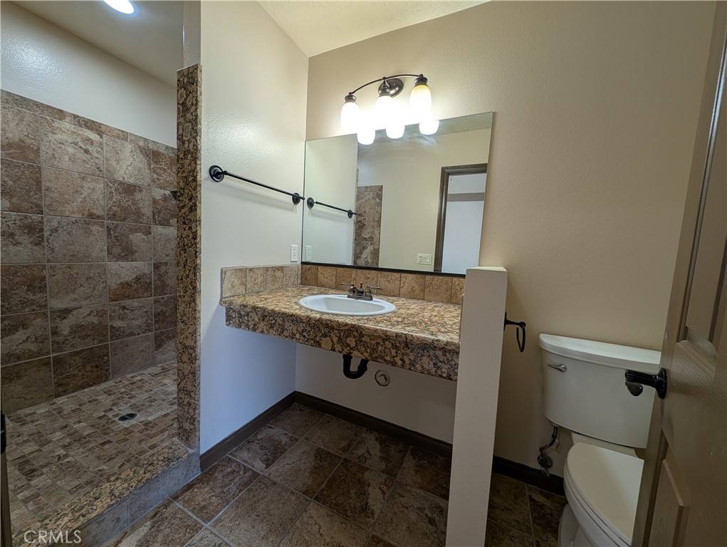 27160 Vista Rd #15, Helendale, CA 92342 - Condo for Rent - Image 5